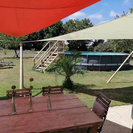 Pays De Joie - Gite-loft Le Piano Apartamento Montalembert