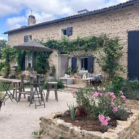 Apartment Pays De Joie - Gite-loft Le Piano *