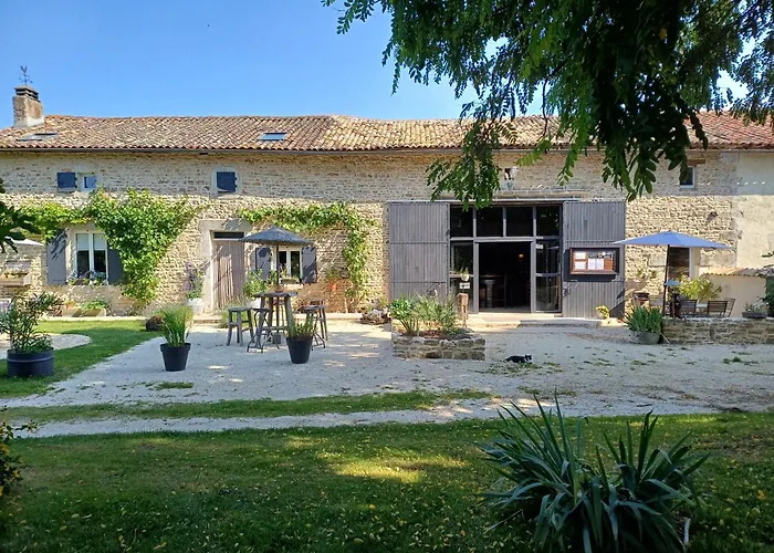 Pays De Joie - Gite-loft Le Piano Montalembert