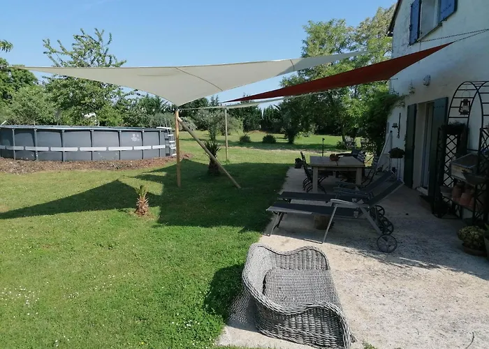 Appartement Pays De Joie - Gite-loft Le Piano Montalembert