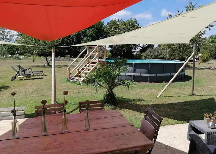 Pays De Joie - Gite-loft Le Piano Appartement Montalembert